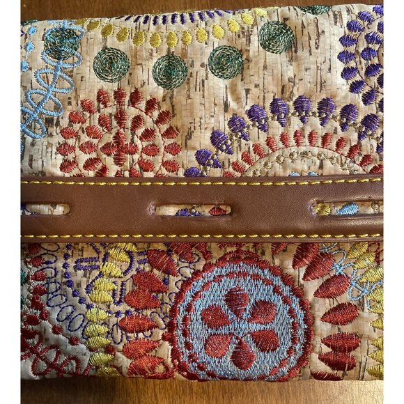 Sondra Roberts Cork Clutch, Bag, Purse Embroidered Detailed Snap Rectangular Med - Picture 4 of 16